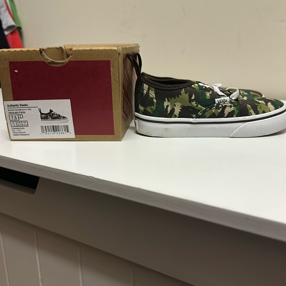 Authentic elastic vans size 7.5 toddler